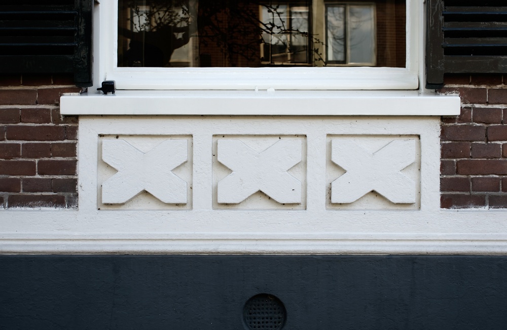 Detail vensterbank en ornament Villa Hoflaan 3 - 2016