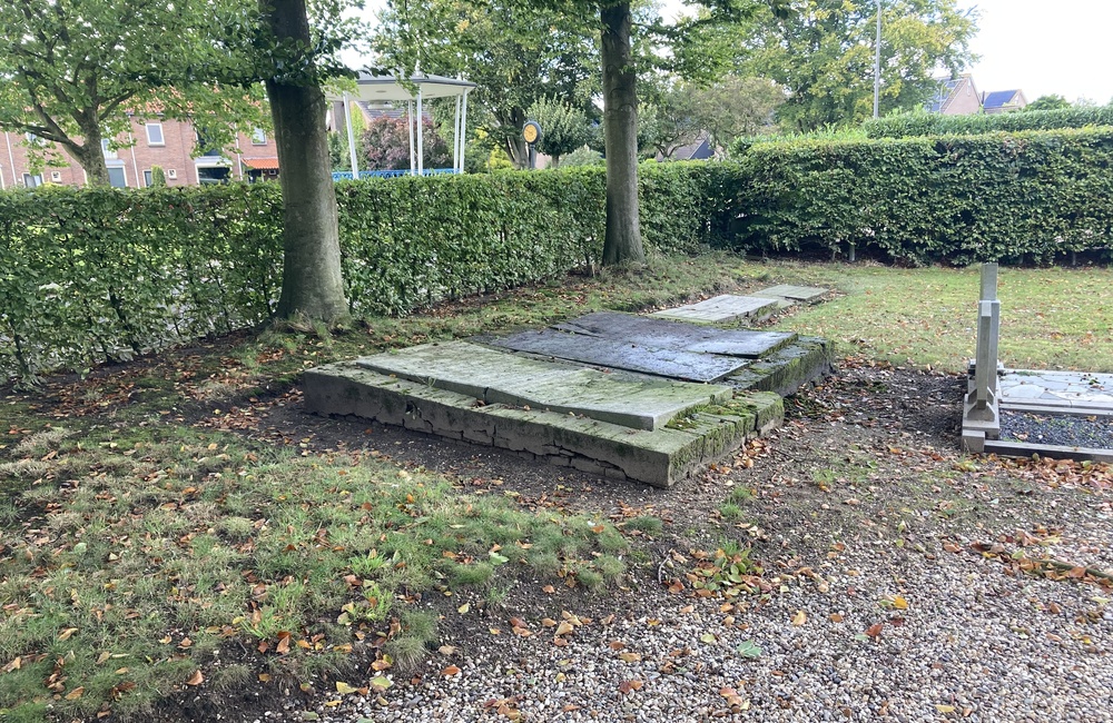 Graven fam. Thorbecke (voor renorvatie)