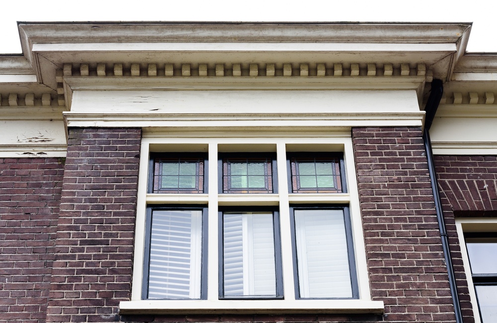 Detail raampartij en daklijst Villa Juliana - 2016