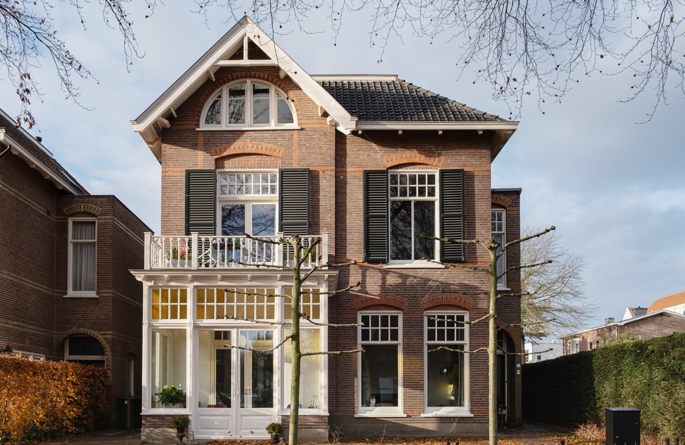Voorzijde woonhuis