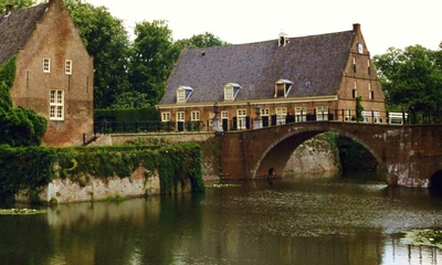 Middachten Toegangsbrug