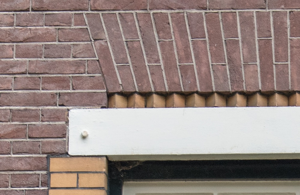 Latei en versiering bakstenen - 2016