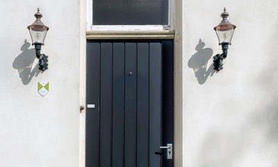 Detail voorgevel woonhuis
