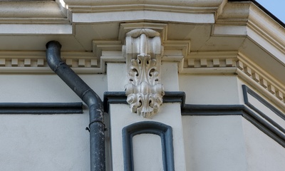 Detail voorgevel villa
