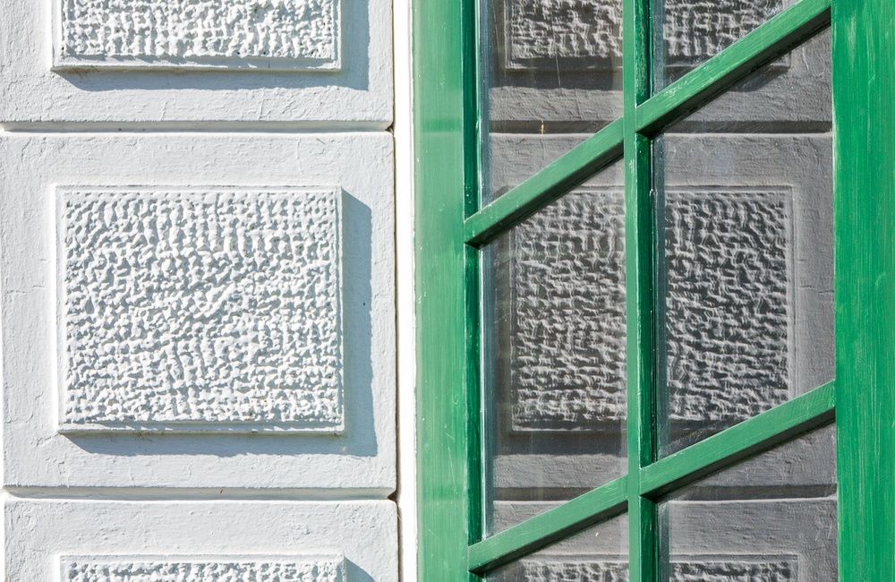Witgepleisterde geblokte pilasters - 2016