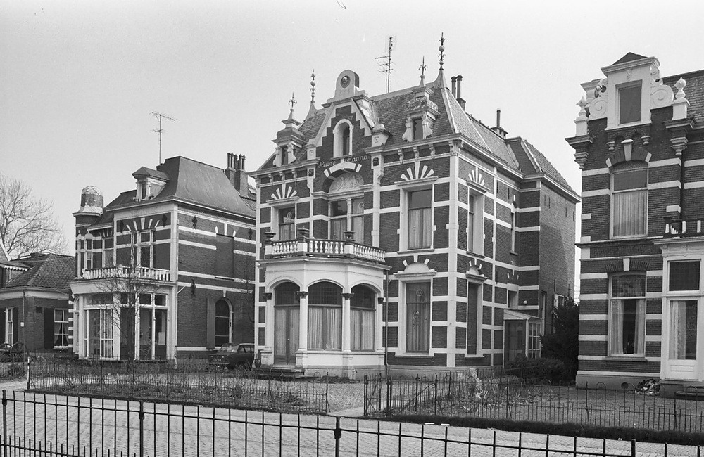 Elize, Zutphensestraatweg 28 (1974)