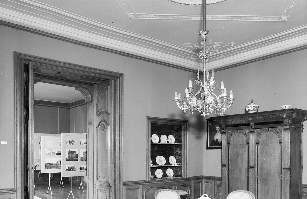 Kasteel Rozendaal: interieur kamer begane grond (1979)