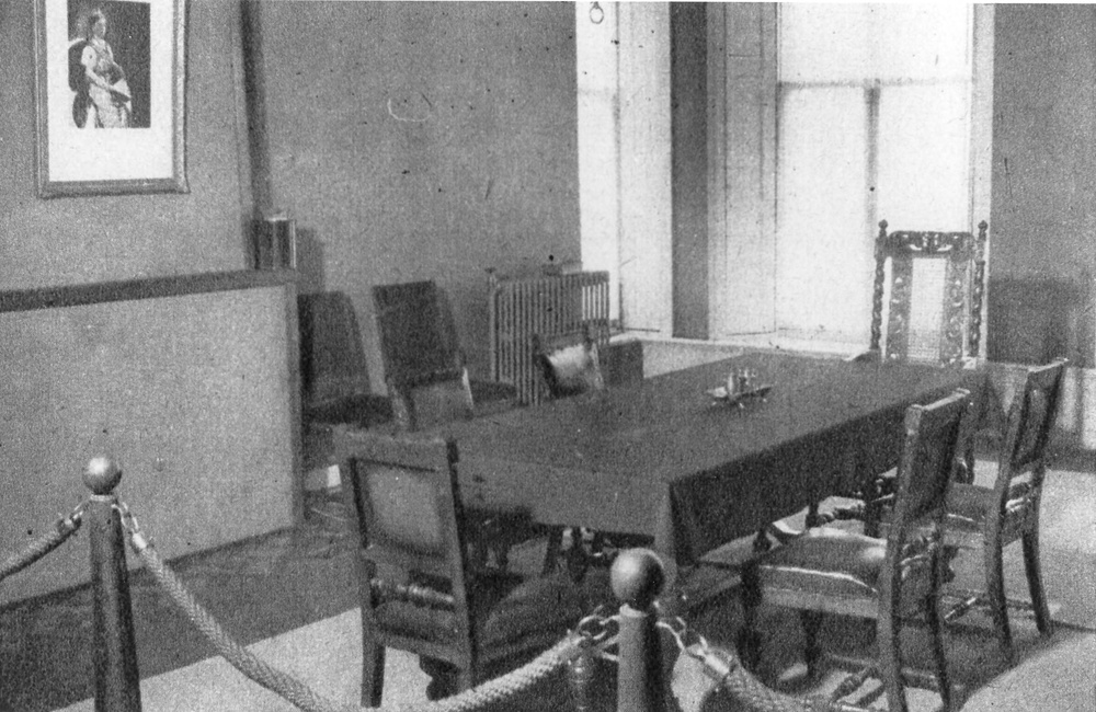 Raadszaal gemeentehuis 1934