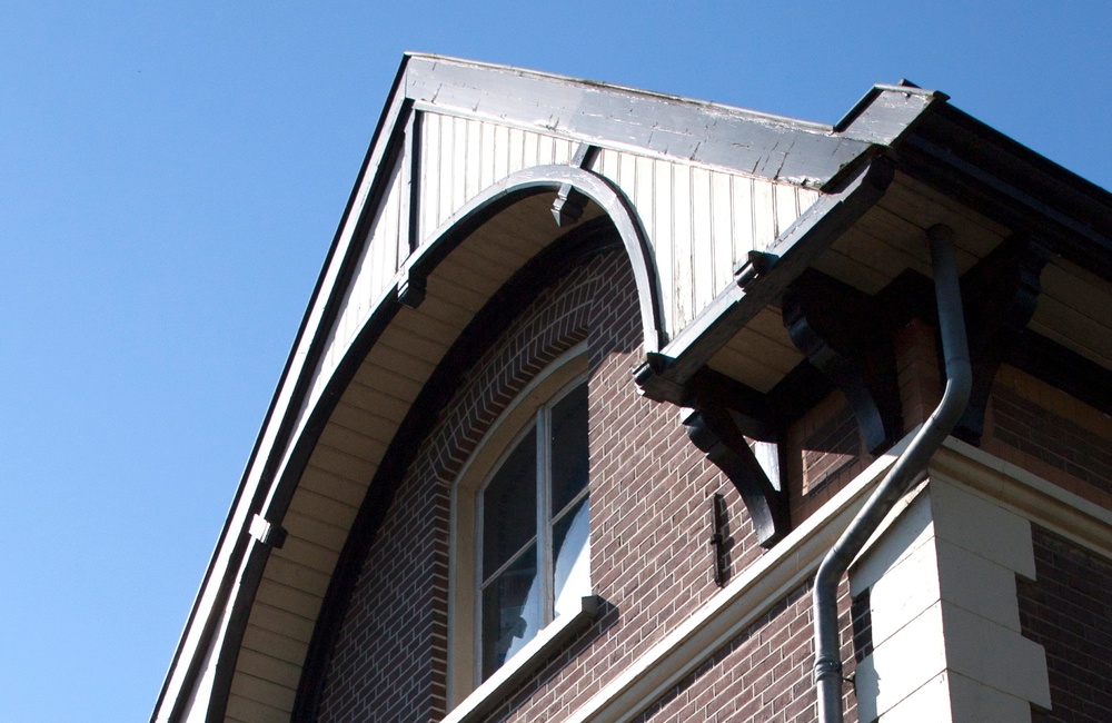 Detail gevel met daklijst - 2016