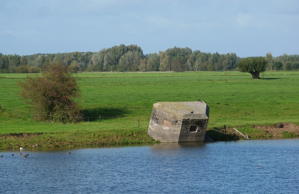 Een S-kazemat in de Havikerwaard langs het Schoonoordpad - 2018