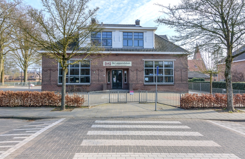 Voorgevel school De Lappendeken - 2016