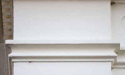 Detail pilasters