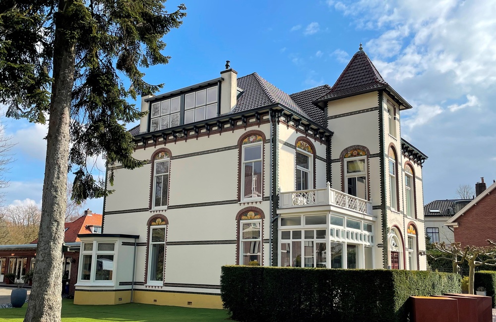 Zijgevel Villa Terre Neuve