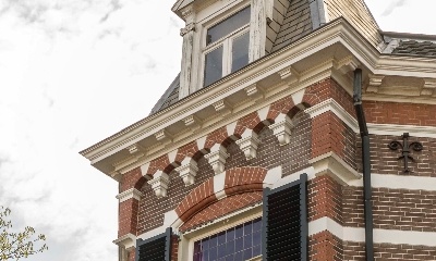 Deel hoekgevel villa
