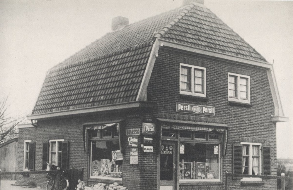 Kruidenier Wolters - 1935