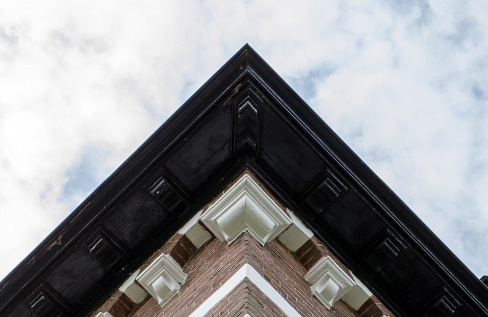 Witgepleisterde sierplinten Arnhemsestraatweg 69 & 71 - 2016