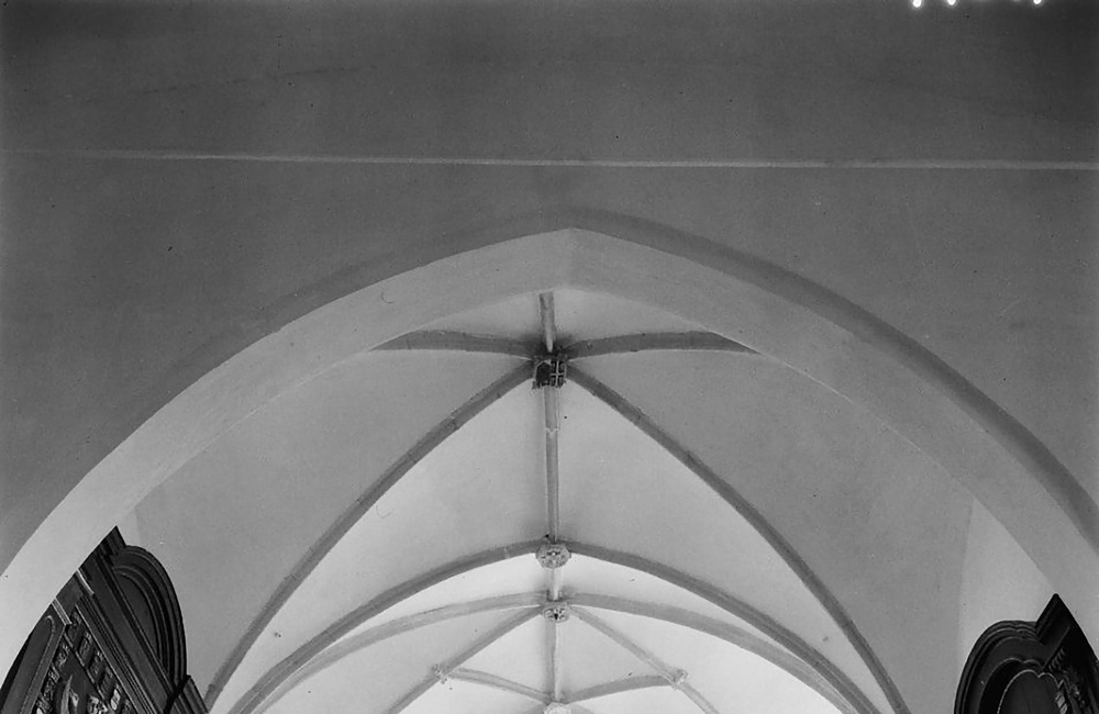 Nederlands Hervormde Kerk: inwendig koor na de restauratie (1950)