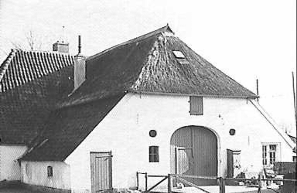 Veluwezoom/ Boerderijen: zij- en achtergevel (1964)