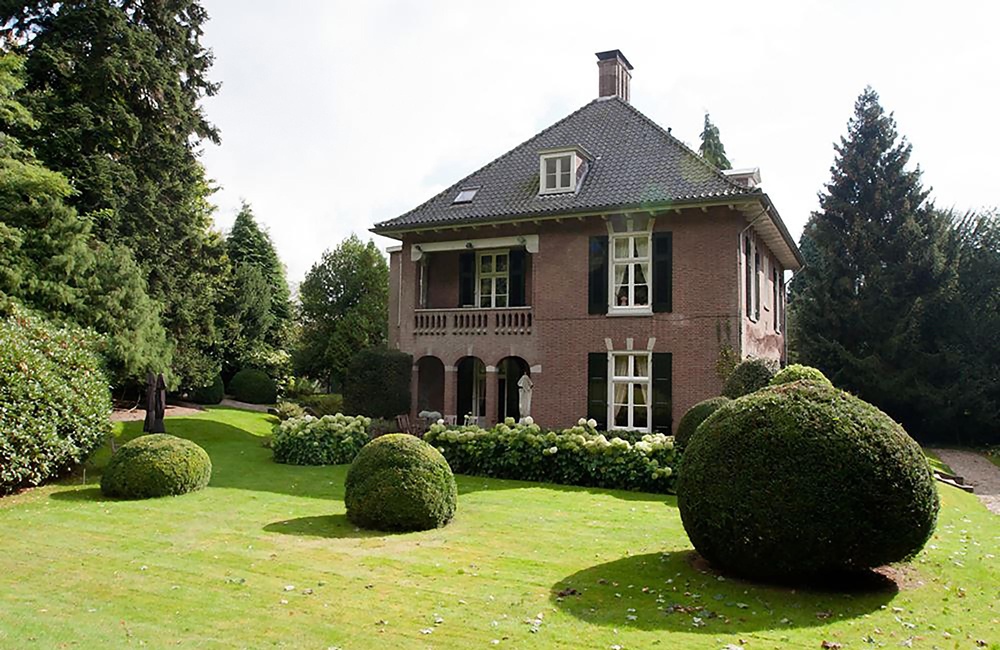 Tuin bij villa Klein Duimpje