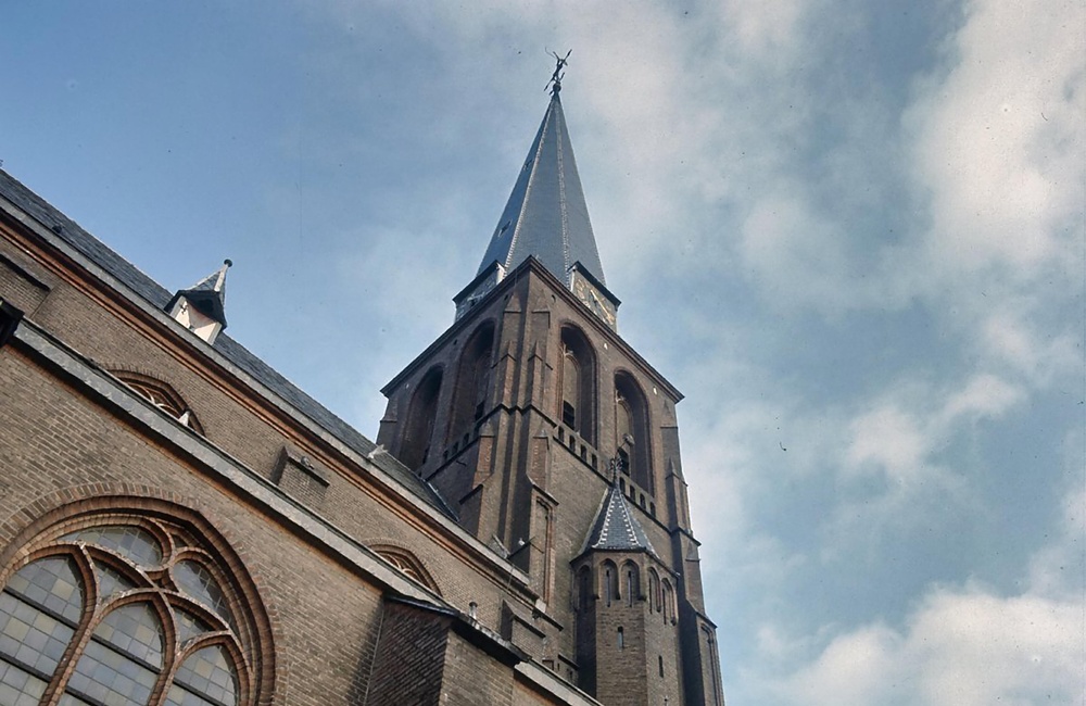 O.L. Vrouw Visitatie: Toren