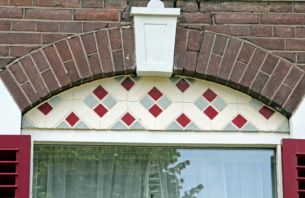 Segmentboog met sluitsteen Dorpsstraat 54 - 2016