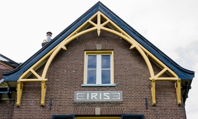Detail voorgevel villa