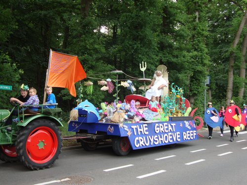 oranjestichting optocht