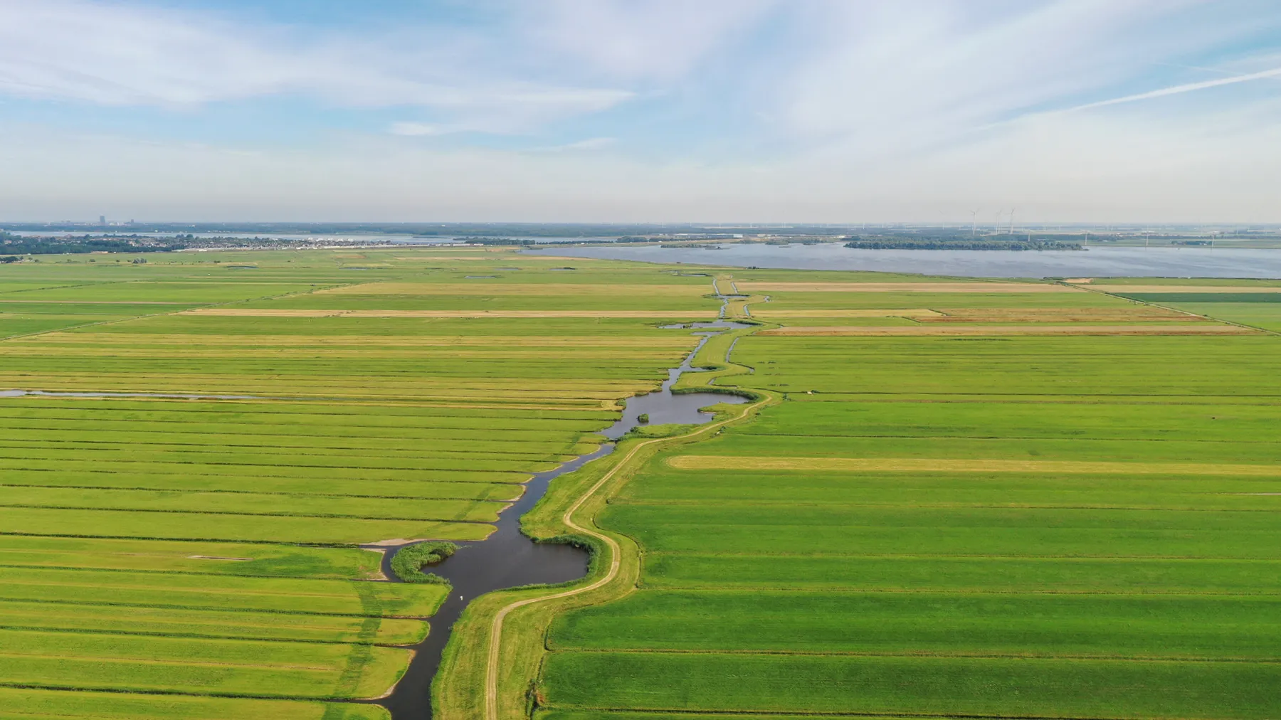 Polder Eemnes vanuit de lucht