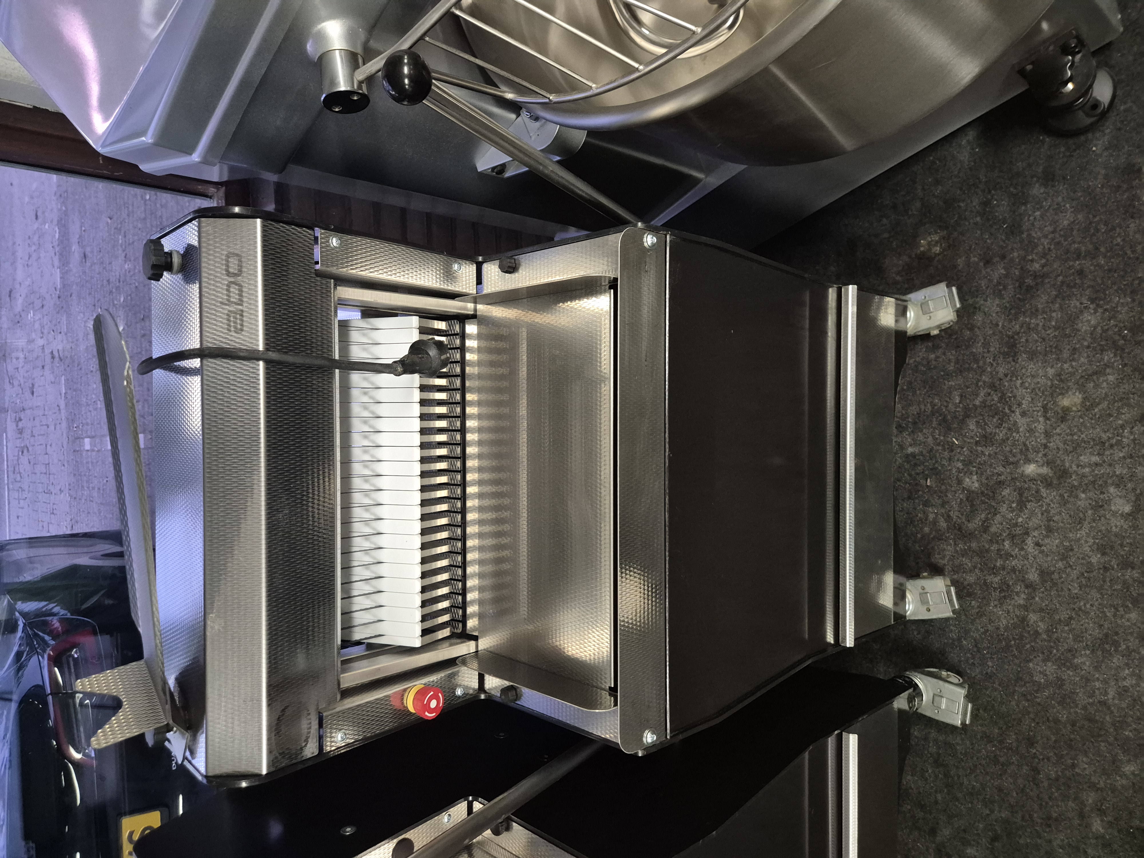 ABO broodsnijmachine 17 mm – kavel bij Veilingwinnaar