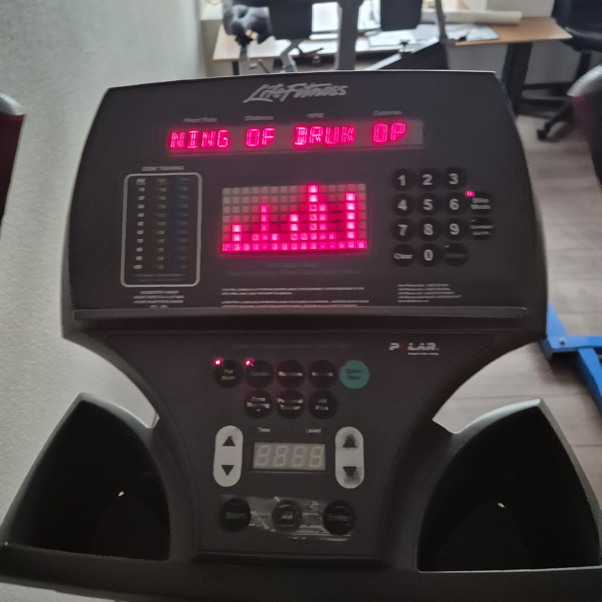 2 x Life fitness 95CI bikes – foto 2 – kavel bij Veilingwinnaar