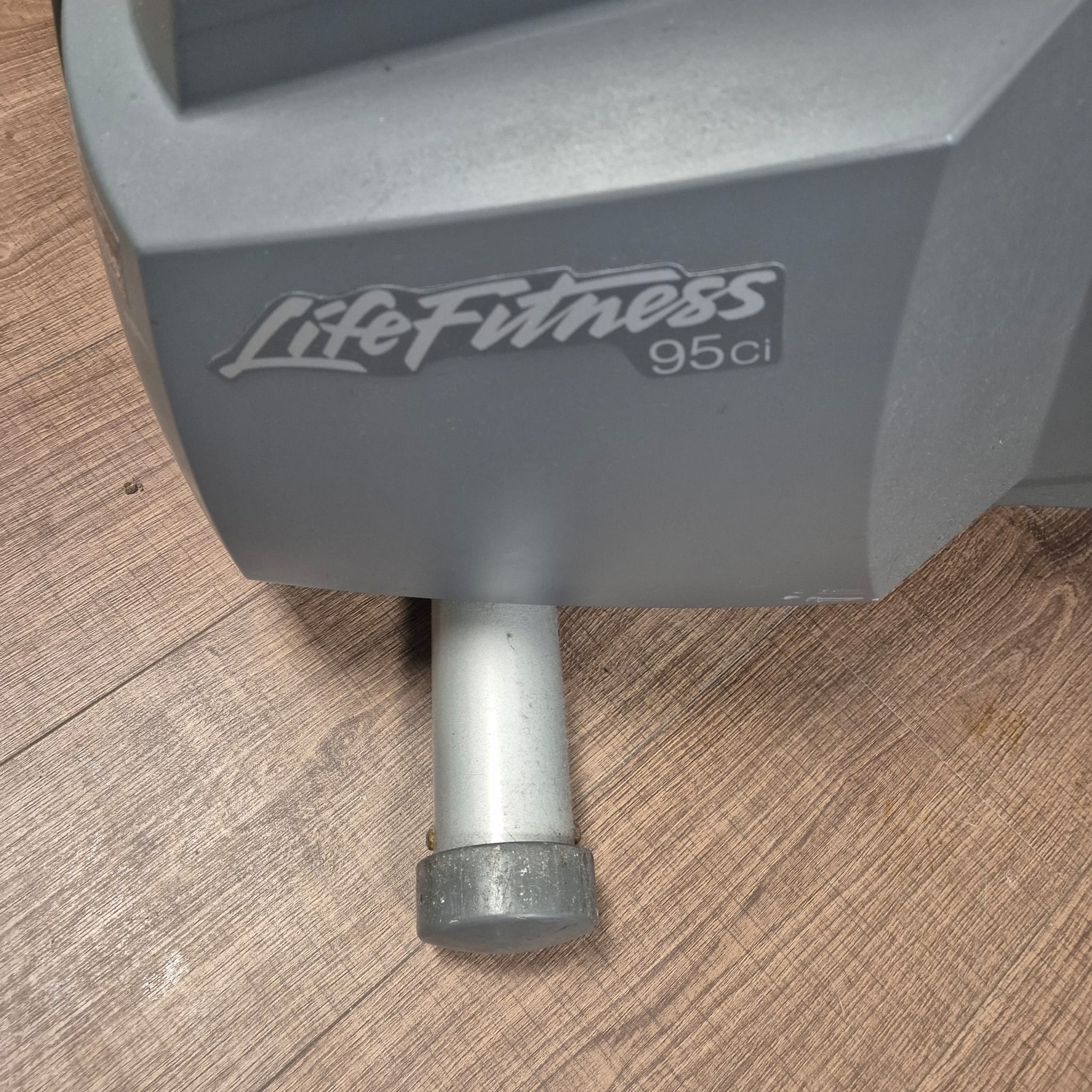 2 x Life fitness 95CI bikes – foto 4 – kavel bij Veilingwinnaar