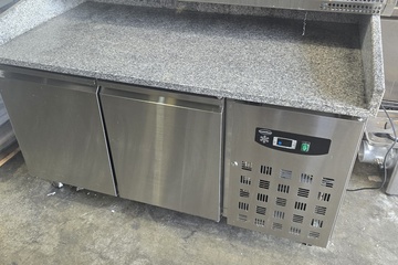 Afbeelding van Pizza koelwerkbank 150 cm met saladette