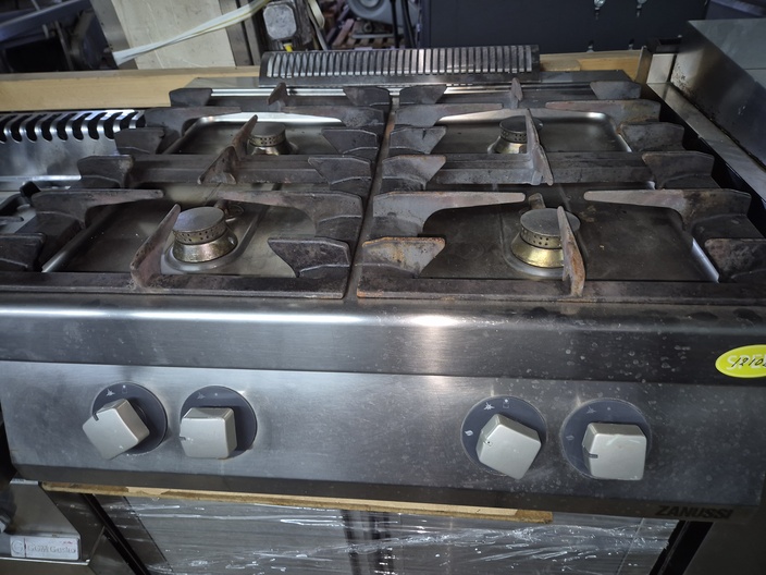 4 pits gasfornuis tafelmodel Zanussi
