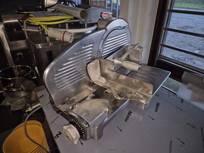 Snijmachine Berkel 834