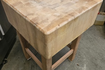 Afbeelding van Hakblok gevlakt 60x60x90cm