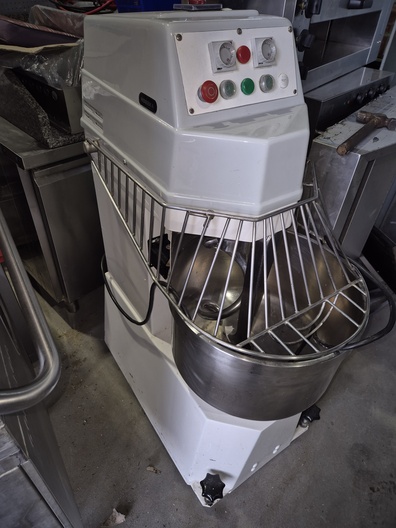 Spiral mixer 35