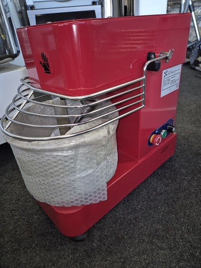 Nieuwe pizza deegkneder