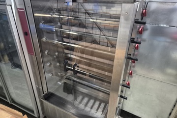 Afbeelding van Grote kippengrill rotisserie chicken op wielen