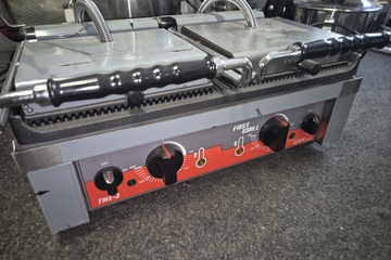 Afbeelding van Contactgrill dubbel geribbeld nieuw