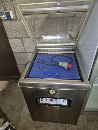 Vacuum machine Stephan Alvac