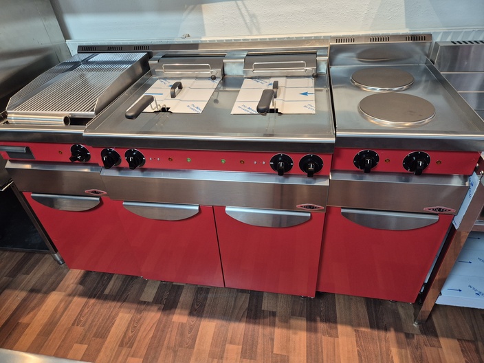 Nieuwe Stilfer kook- en bakwand