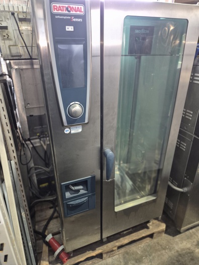 Steamer Rational SCC WE 201 met inrijwagen