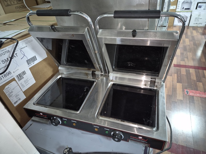 Flat back ceramic contact grill