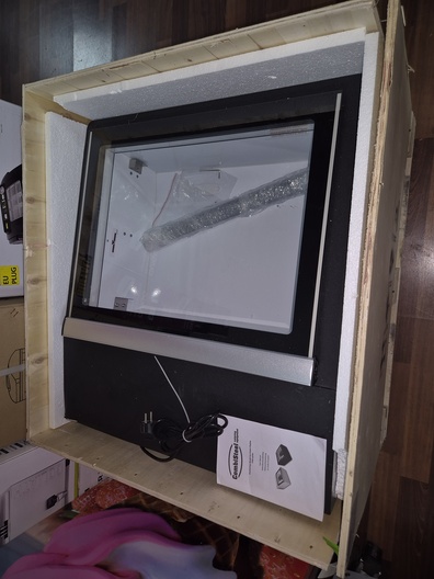Tafelmodel schepijsvitrine opent aan klantzijde nieuw