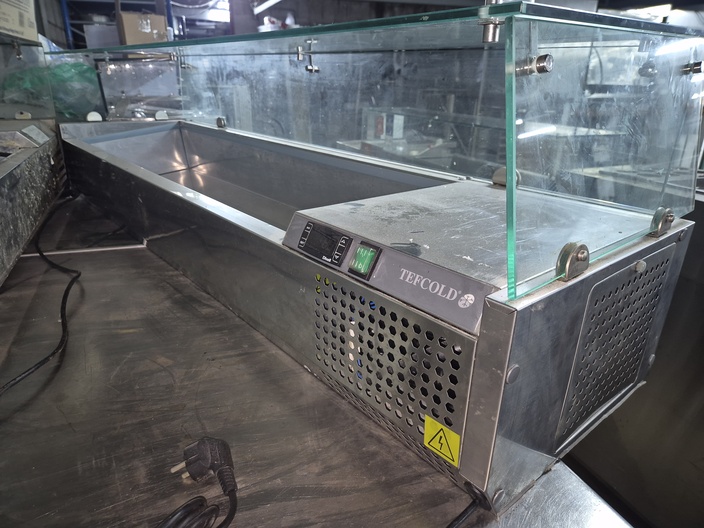 Gekoelde opzetvitrine Tefcold 150 cm