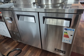 Afbeelding van Nieuwe koelwerkbank 2 deuren kitchen line Arktic