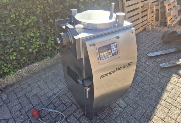 Afbeelding van Slagerijmachines rvs meubilair catering apparatuur Nunspeet