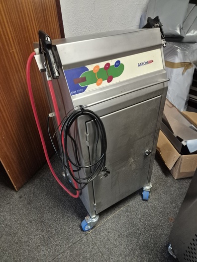 Jelly 2000 Bakon geleispuitmachine met 2 pistolen