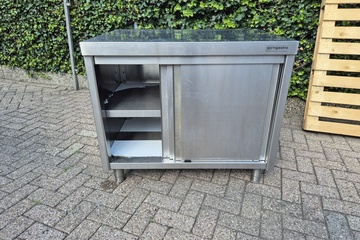 Afbeelding van rvs tafel met schuifdeuren
