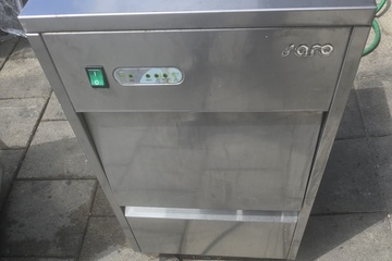Afbeelding van IJsblokjesmachine Saro